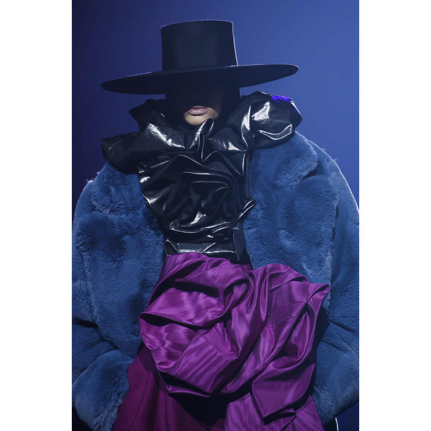 Фото Details Marc Jacobs Fall 2018 Ready-to-Wear Детали Марк Джейкобс осень зима 2018 коллекция неделя моды в Нью Йорке Mainstyles